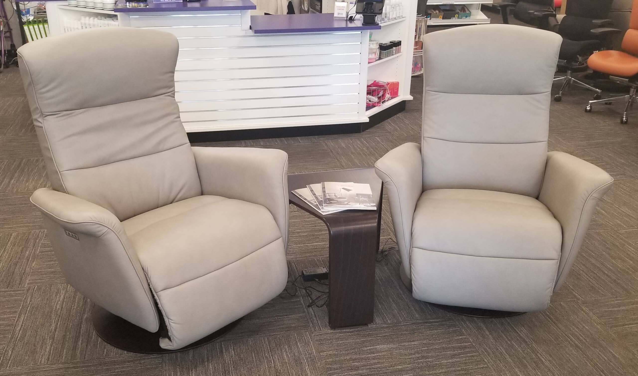 Visalia Stressless Reclienrs Mike