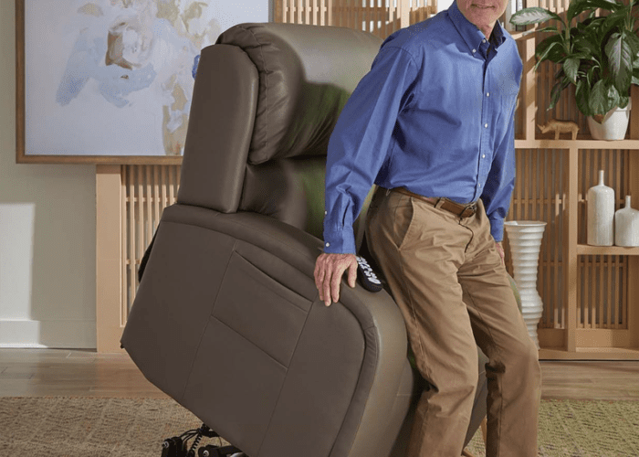 How Do Lift Chairs Support Elderly Independence?