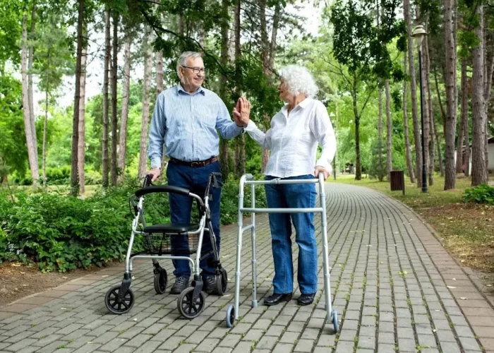 5 of the Best Walkers for the Elderly & Injured